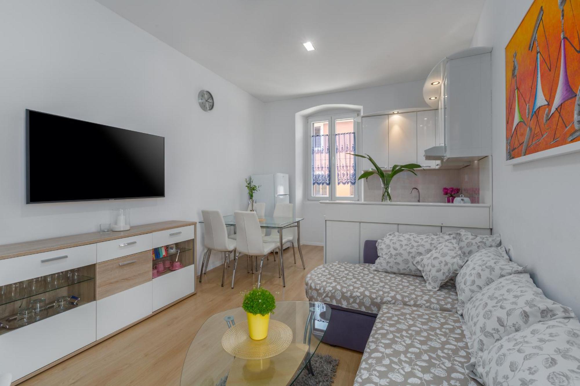 Premium Apartment Aria 波雷奇 外观 照片